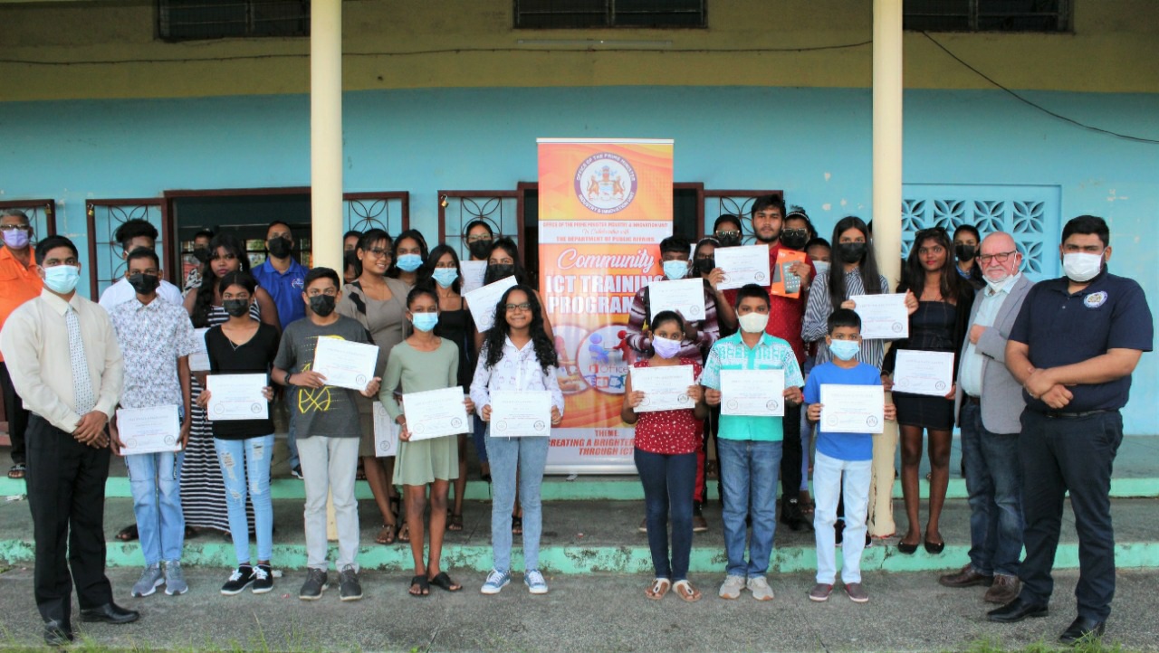 30 young adults from the village of Lusignan graduated from our Community ICT training.