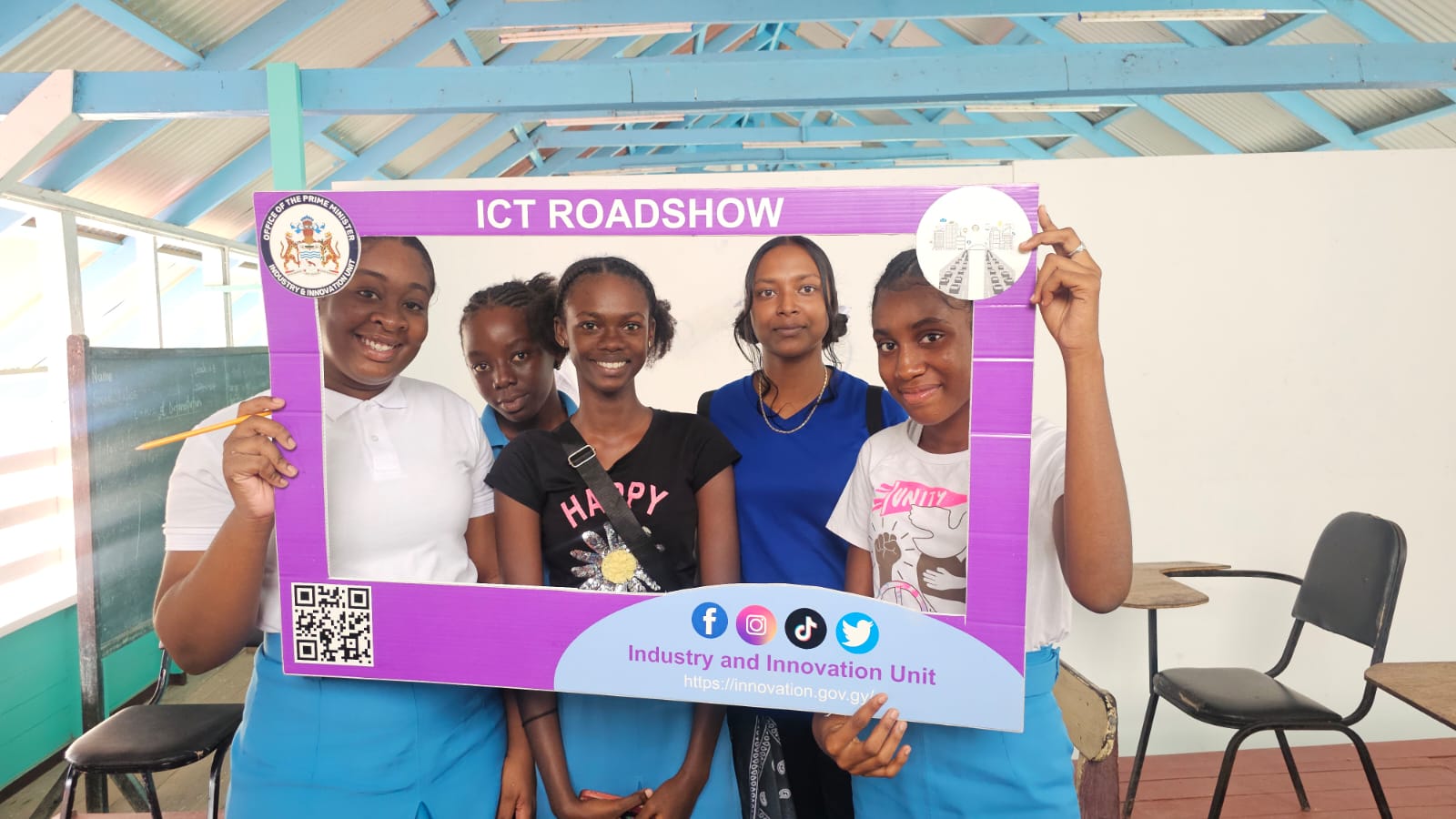 𝐄𝐦𝐩𝐨𝐰𝐞𝐫𝐢𝐧𝐠 𝐆𝐢𝐫𝐥𝐬 𝐢𝐧 𝐈𝐂𝐓: 𝐁𝐮𝐢𝐥𝐝𝐢𝐧𝐠 𝐚 𝐃𝐢𝐠𝐢𝐭𝐚𝐥 𝐅𝐮𝐭𝐮𝐫𝐞 𝐓𝐡𝐫𝐨𝐮𝐠𝐡 𝐈𝐧𝐧𝐨𝐯𝐚𝐭𝐢𝐨𝐧, 𝐈𝐧𝐜𝐥𝐮𝐬𝐢𝐨𝐧, 𝐚𝐧𝐝 𝐈𝐧𝐬𝐩𝐢𝐫𝐚𝐭𝐢𝐨𝐧.